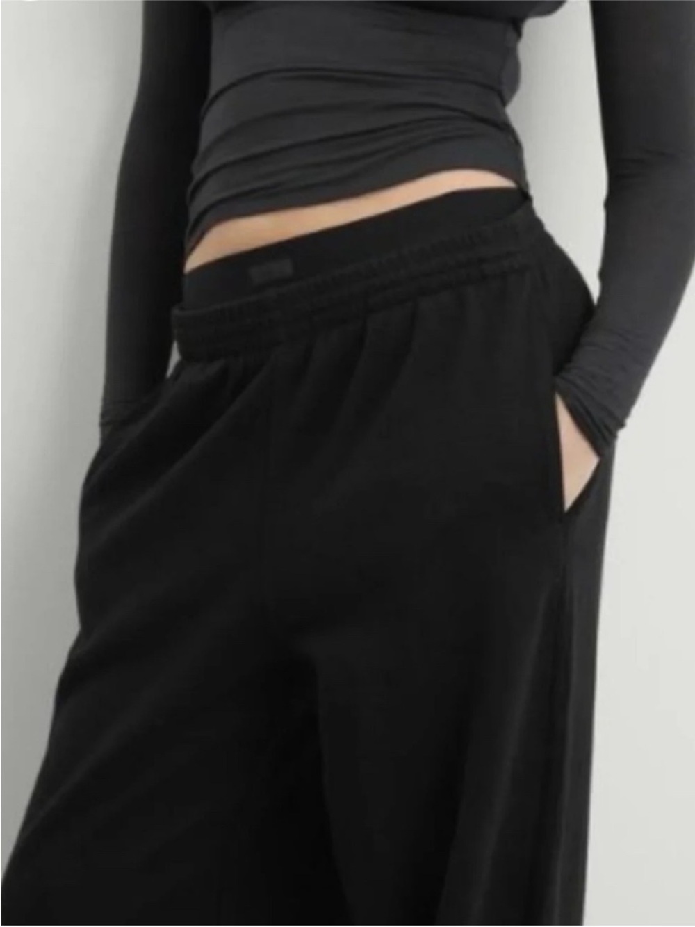 SKIMS NWT Exposed Boxer Pant